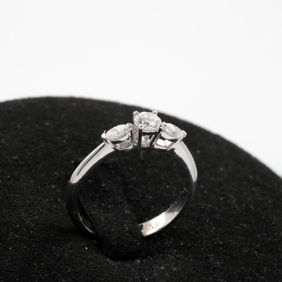 Diamond Ring - Women