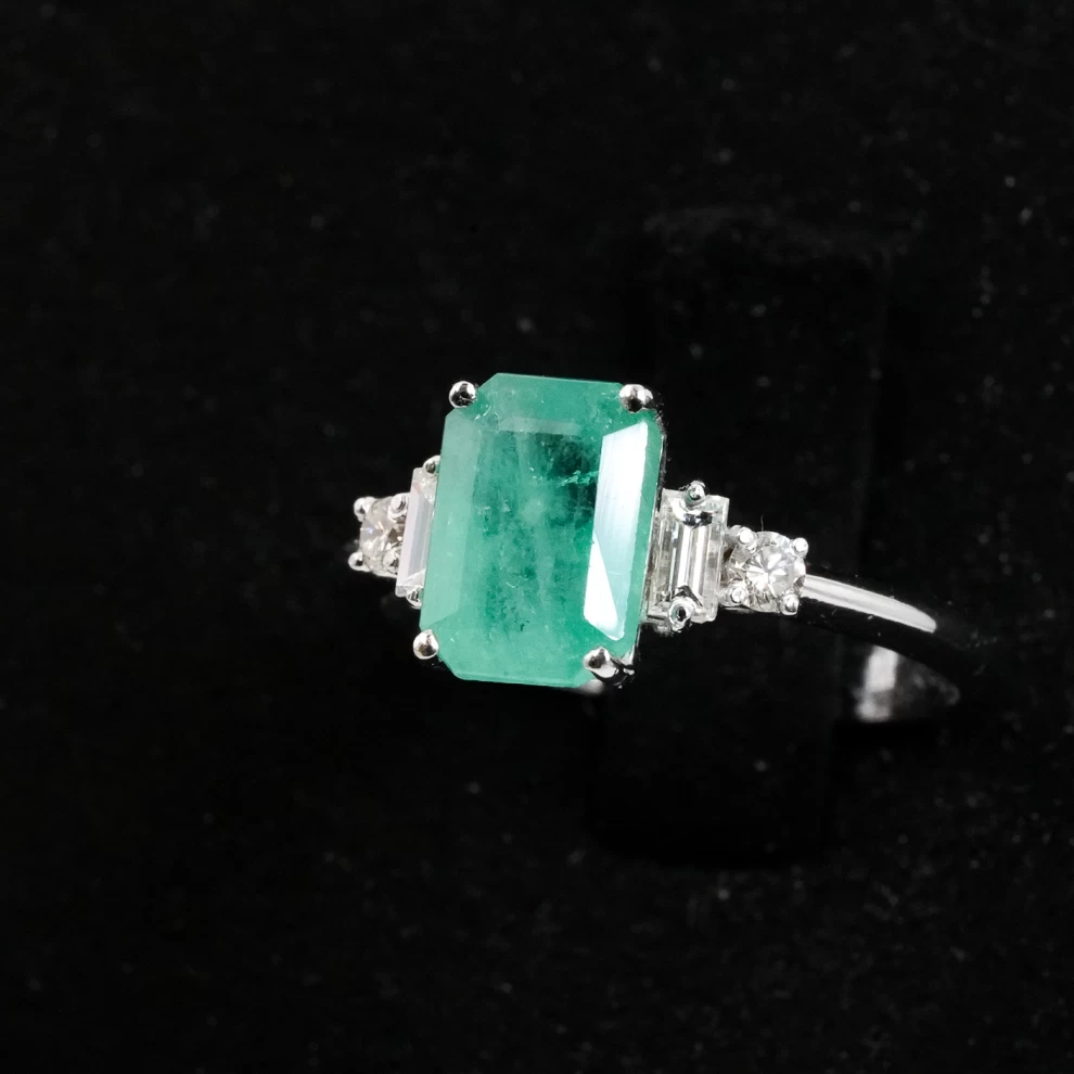 Diamond Ring - Women