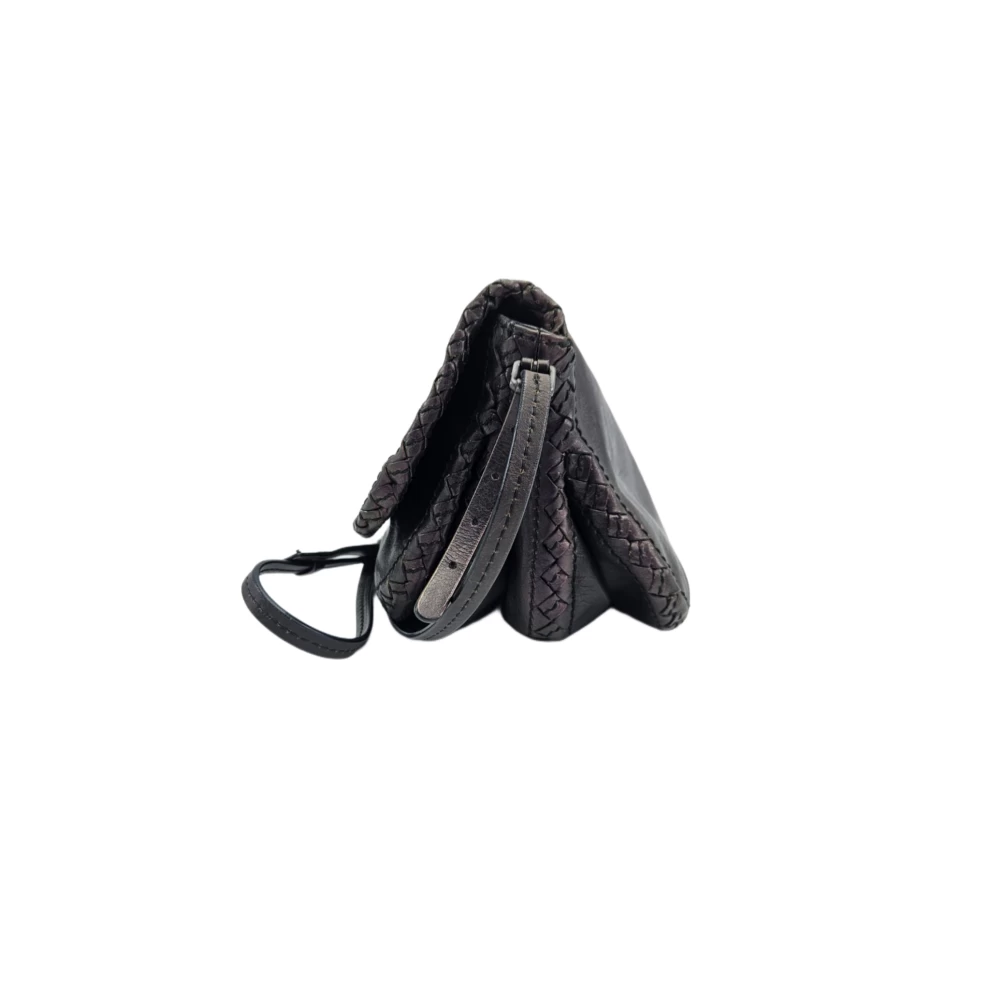     حقيبة كتف بوتيغا فينيتا من جلد الماعز اللامع 