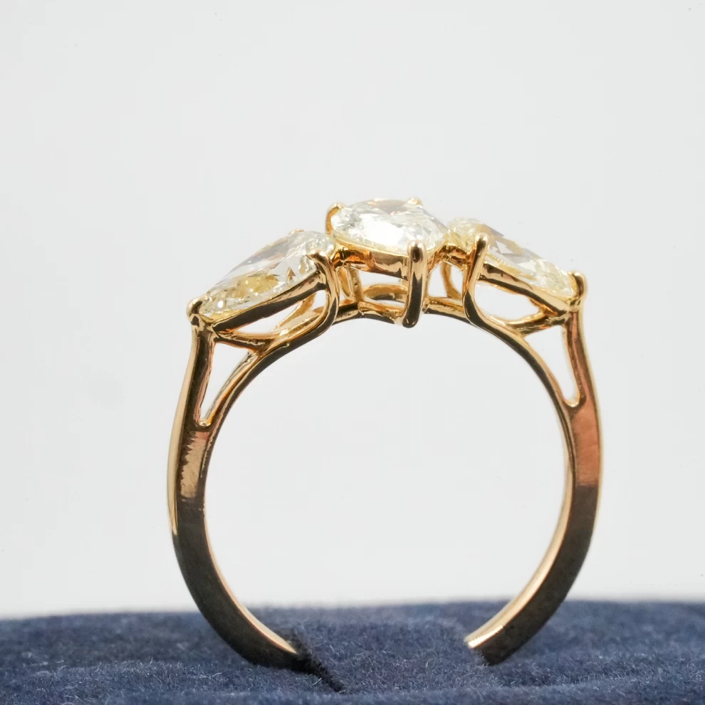 Women's Ring
