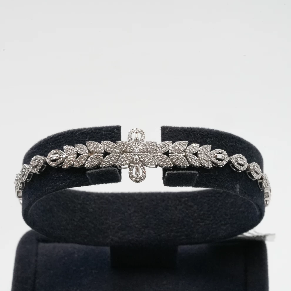     4 pc Diamond Set 