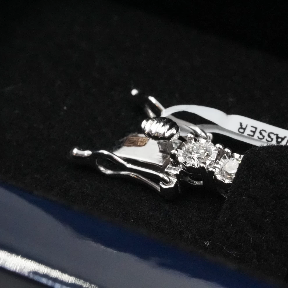     White Gold Diamond Bracelet 