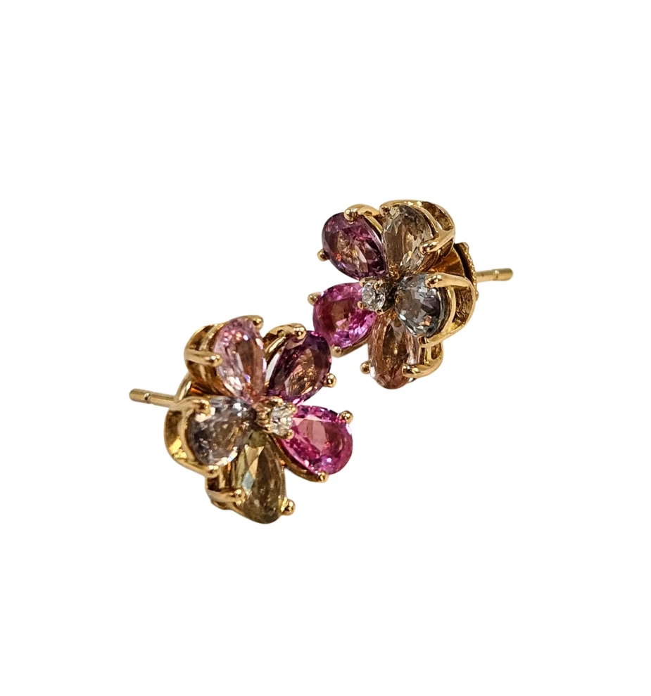     أقراط بولغاري من الذهب عيار 18 قيراطًا مرصعة بالألماس والياقوت متعدد الألوان 