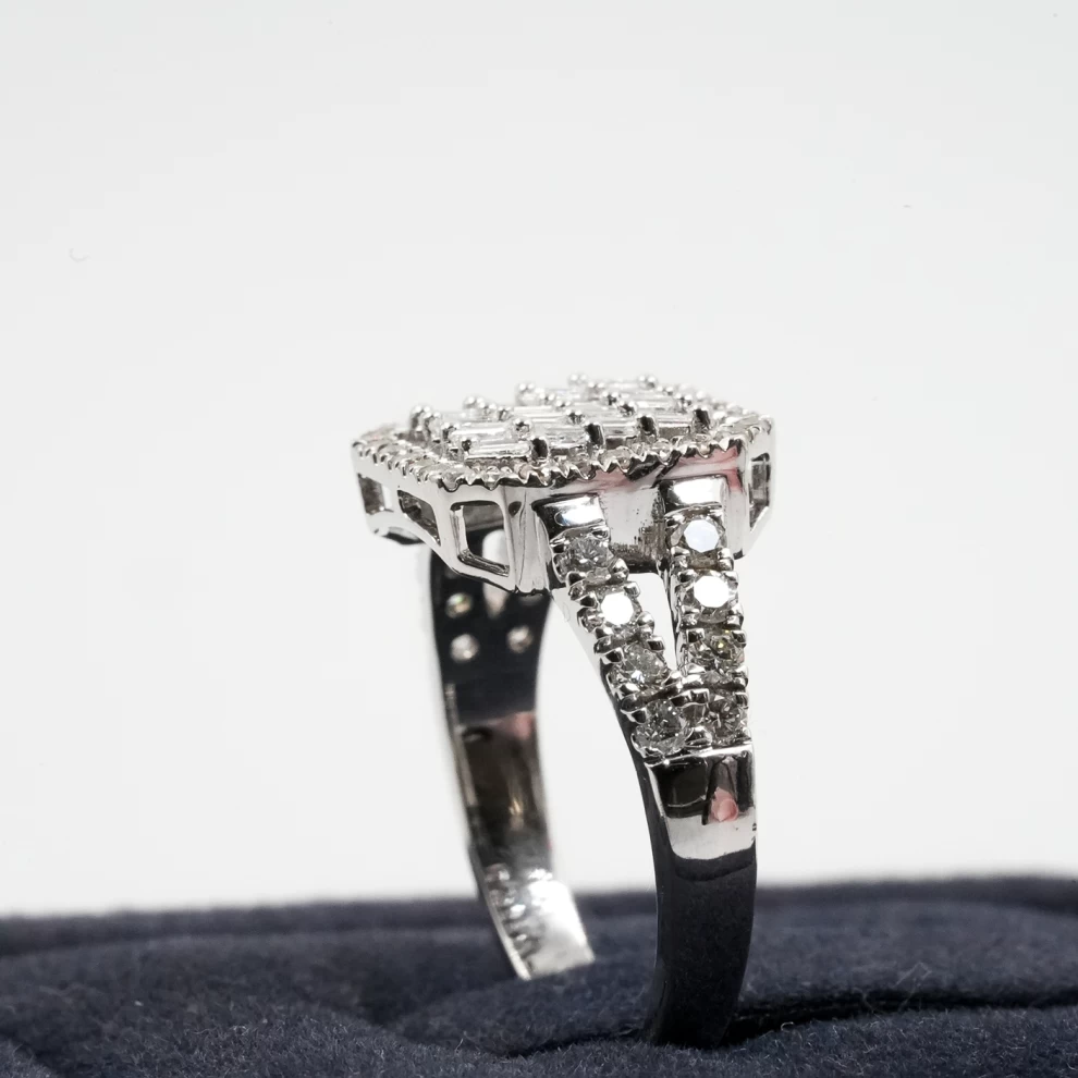 Women's Ring