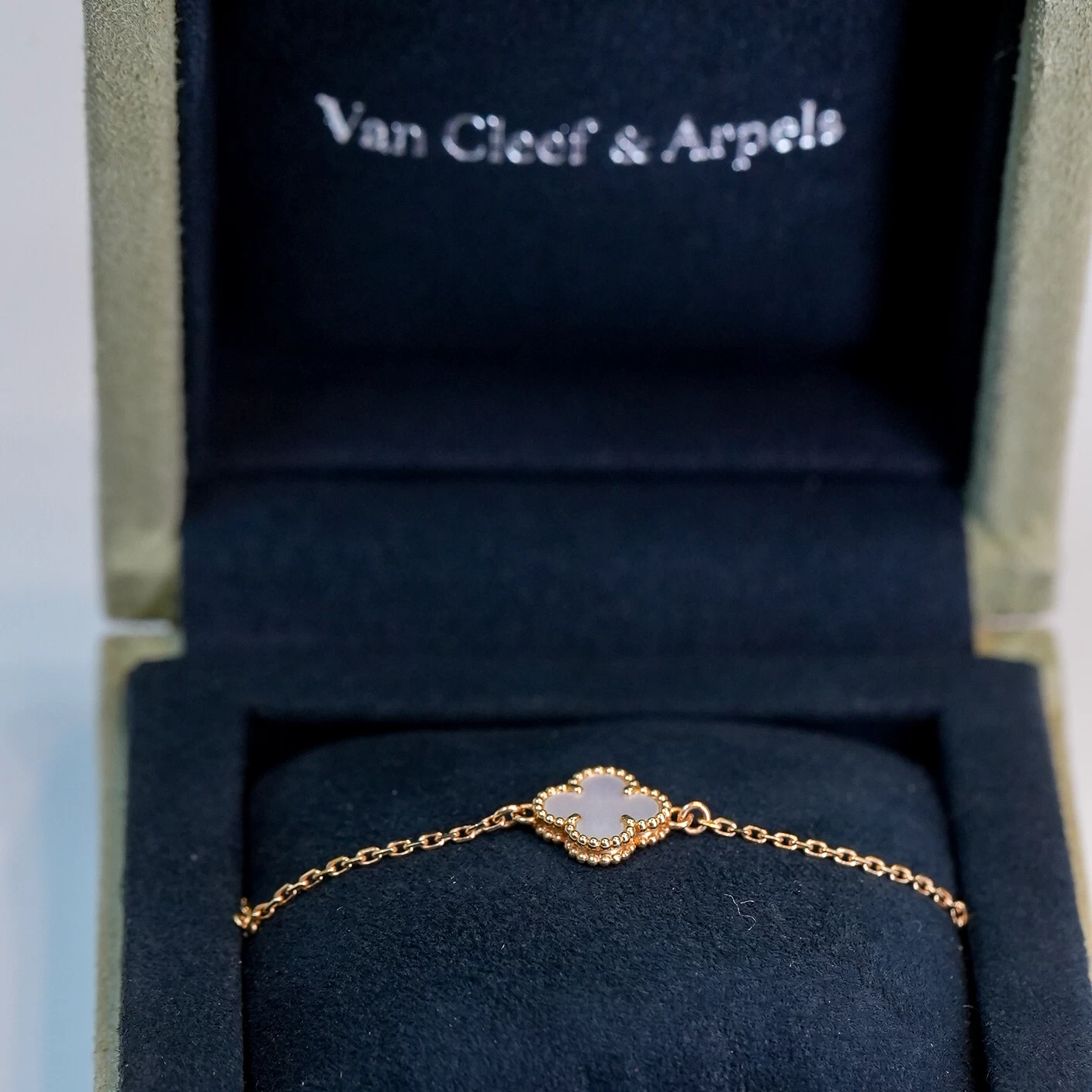     Van Cleef 
