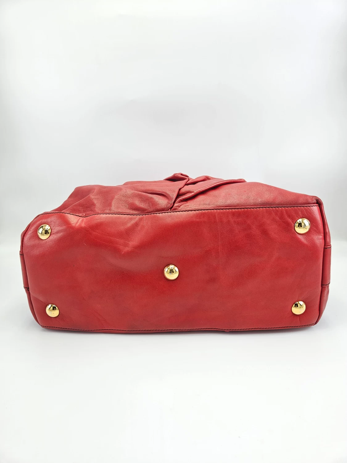     حقيبة فالنتينو جارافاني الجلدية الراقية 