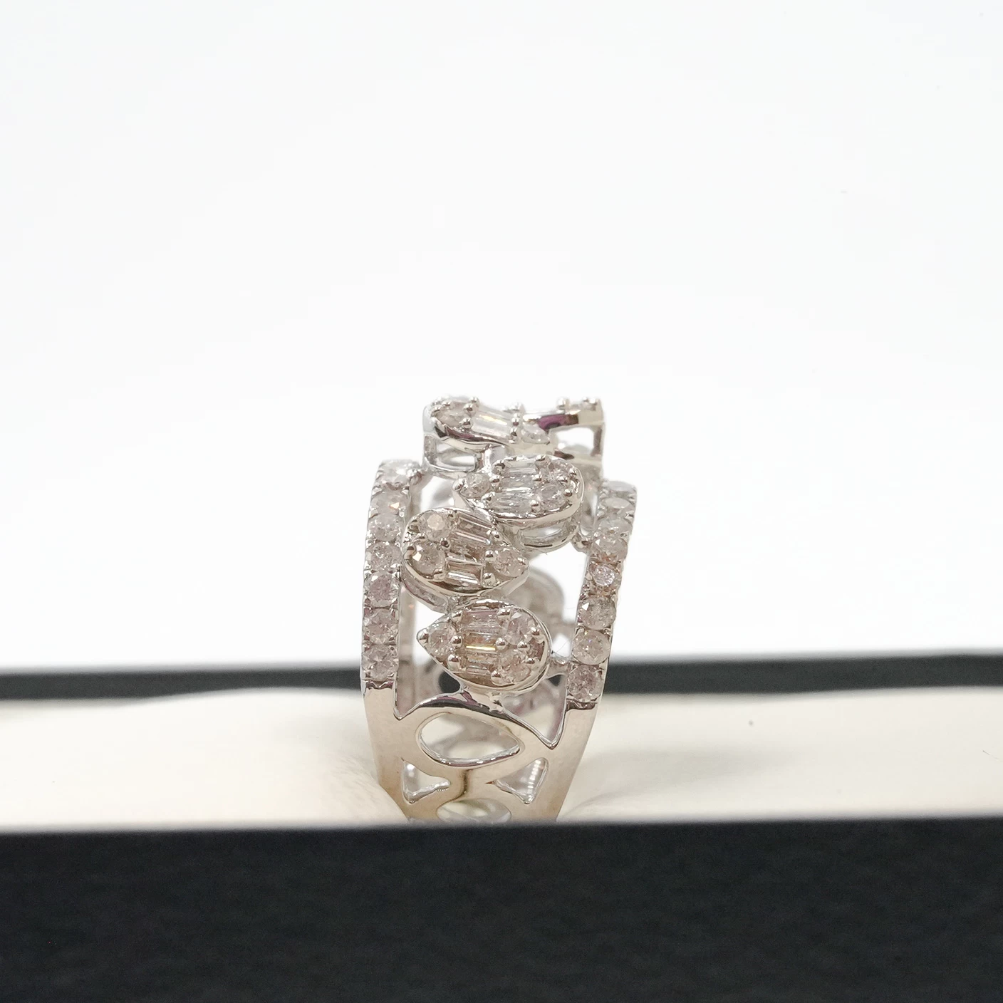     Chopard Diamond Ring 