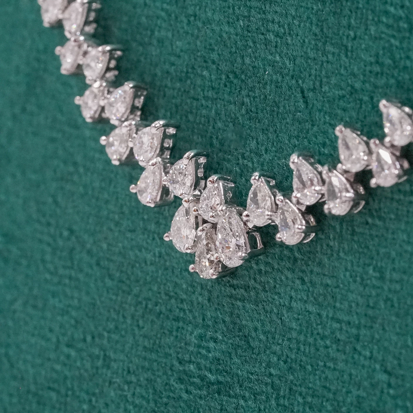 4 Pc Diamond Set