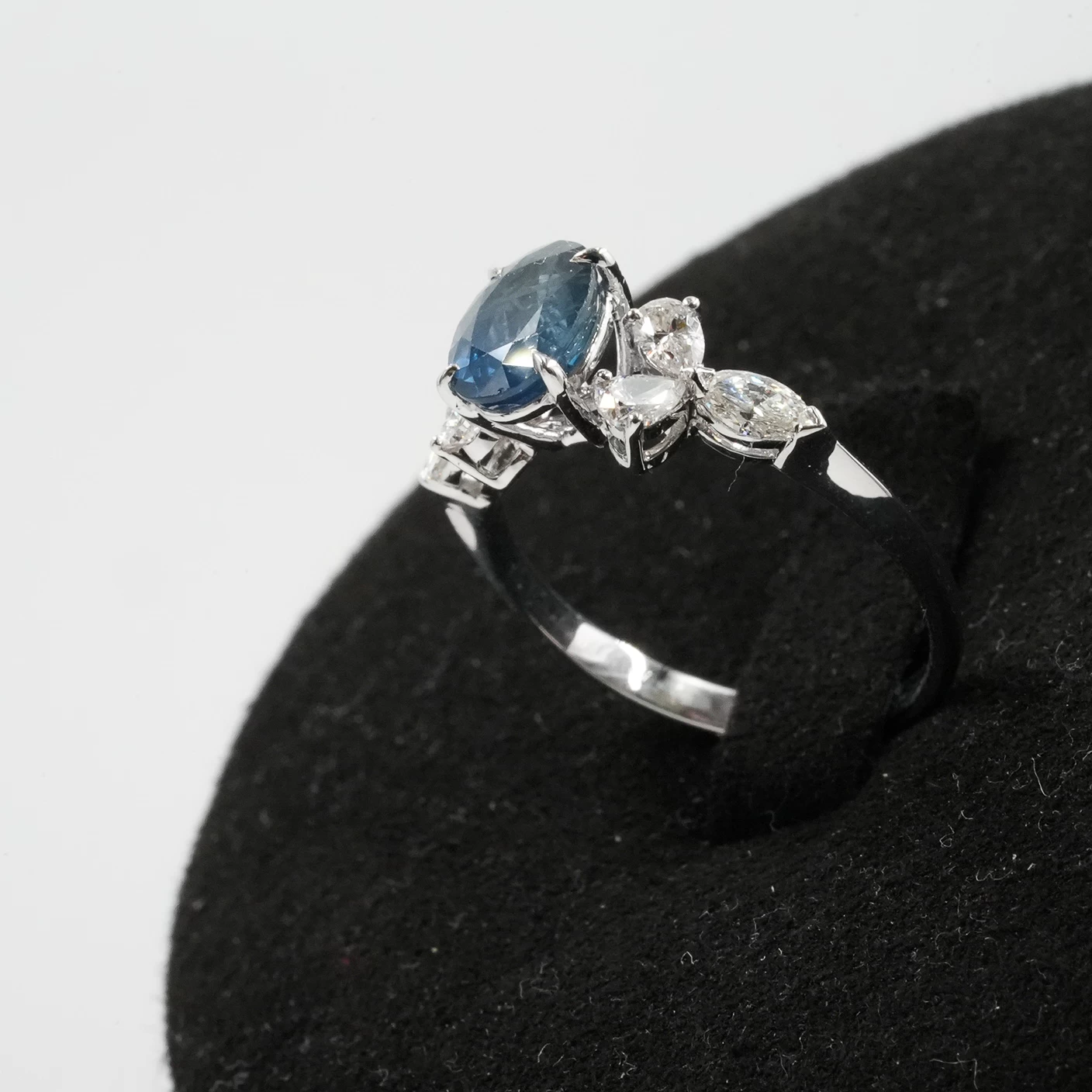 Diamond Ring - Women