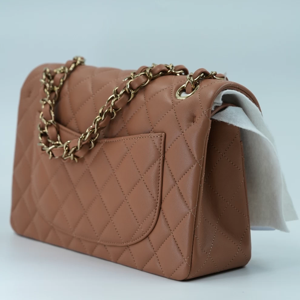     Chanel flap bag - Tan 