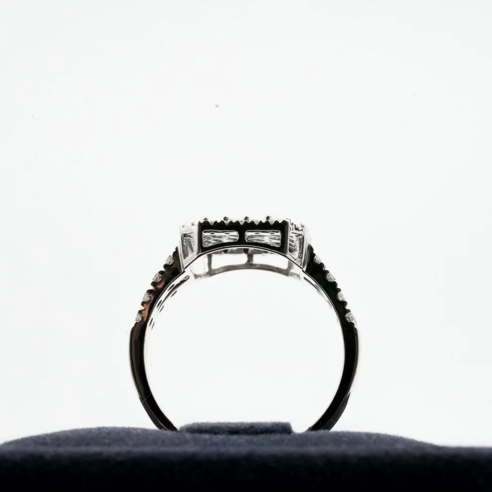 Women's Ring