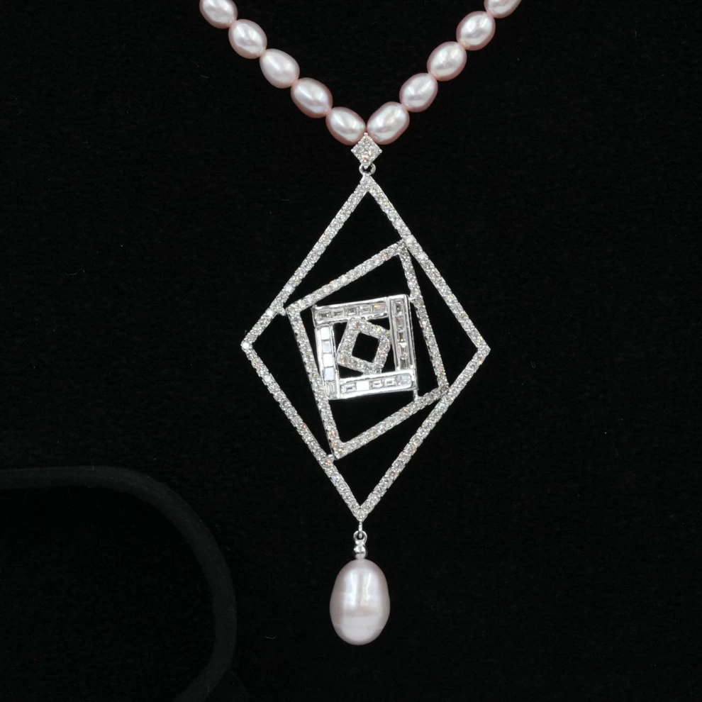 2 piece Diamond set with LOLO