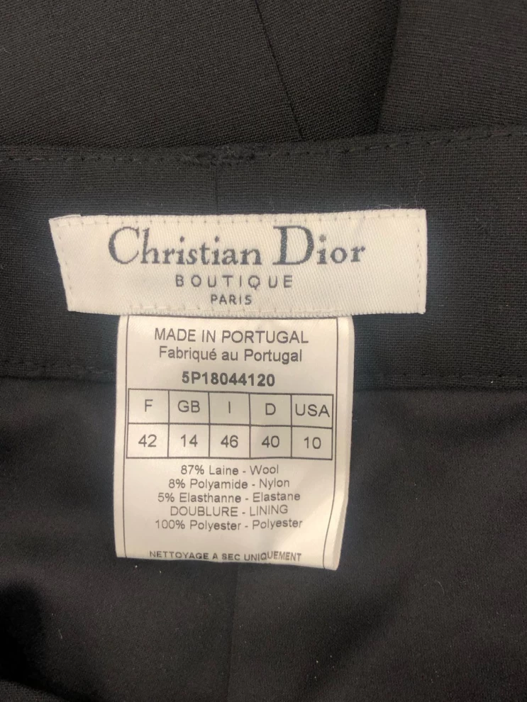     بنطلون كريستيان ديور الأسود 