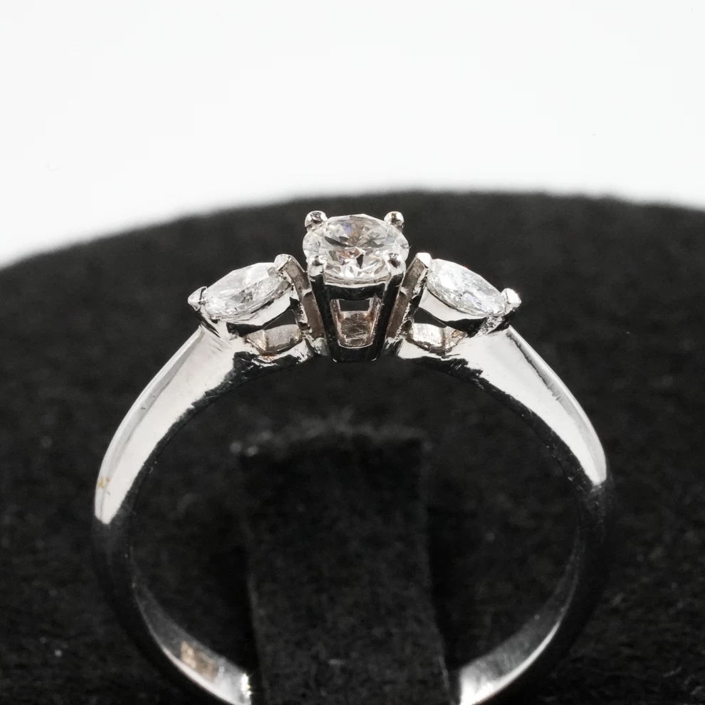 Diamond Ring - Women