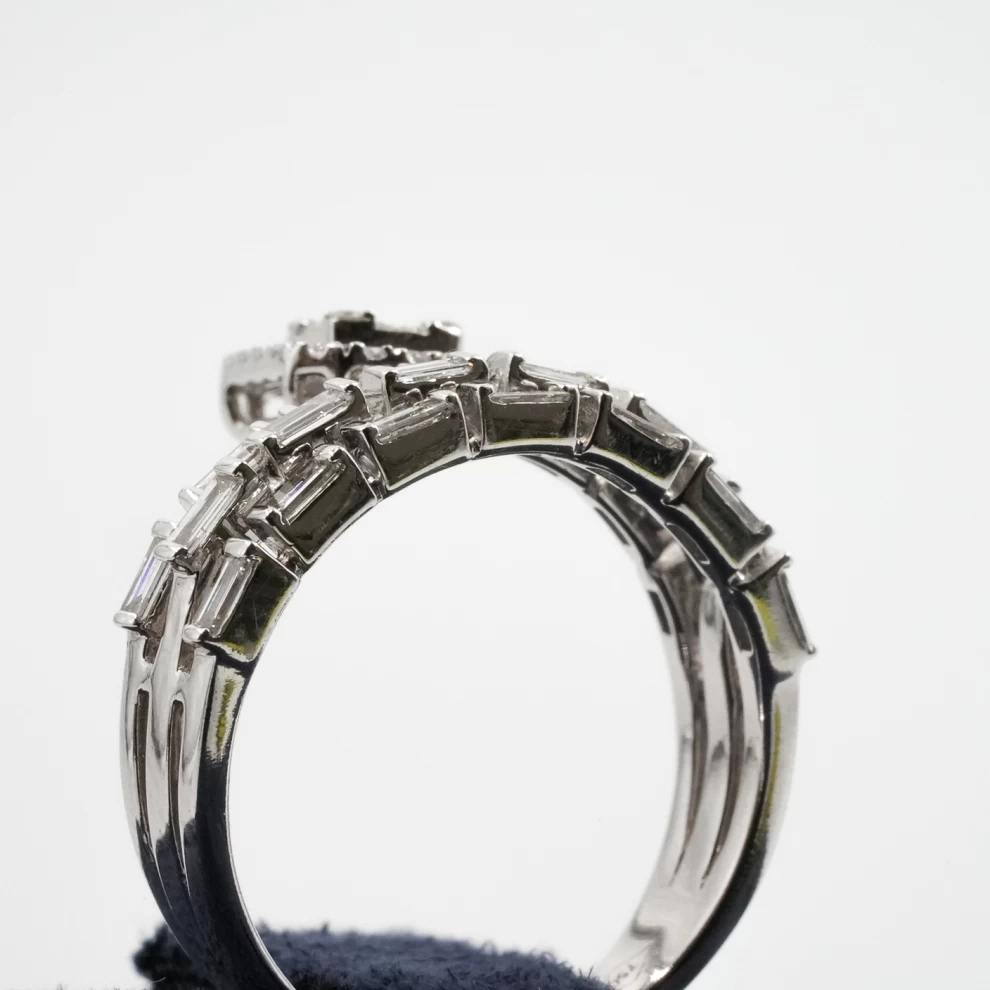     خاتم الماس للنساء 