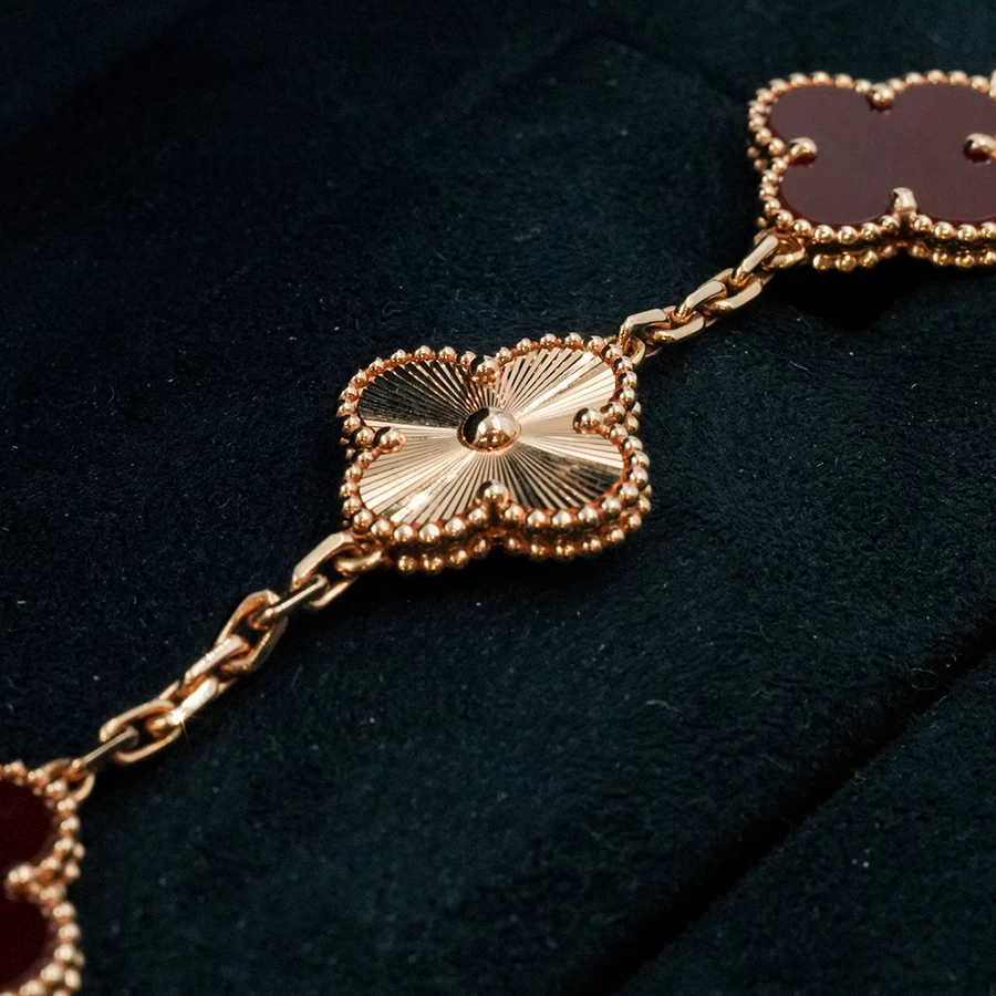     Van Cleef & Arpels Vintage Alhambra 5 Motifs Bracelet 