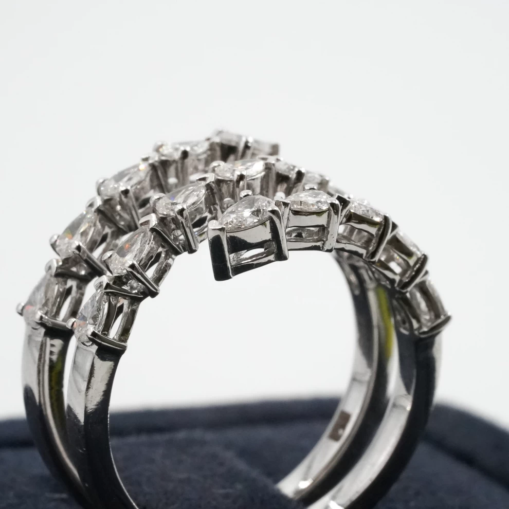     Women's Ring - Diamond 