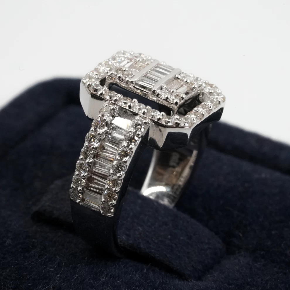 Women's Ring