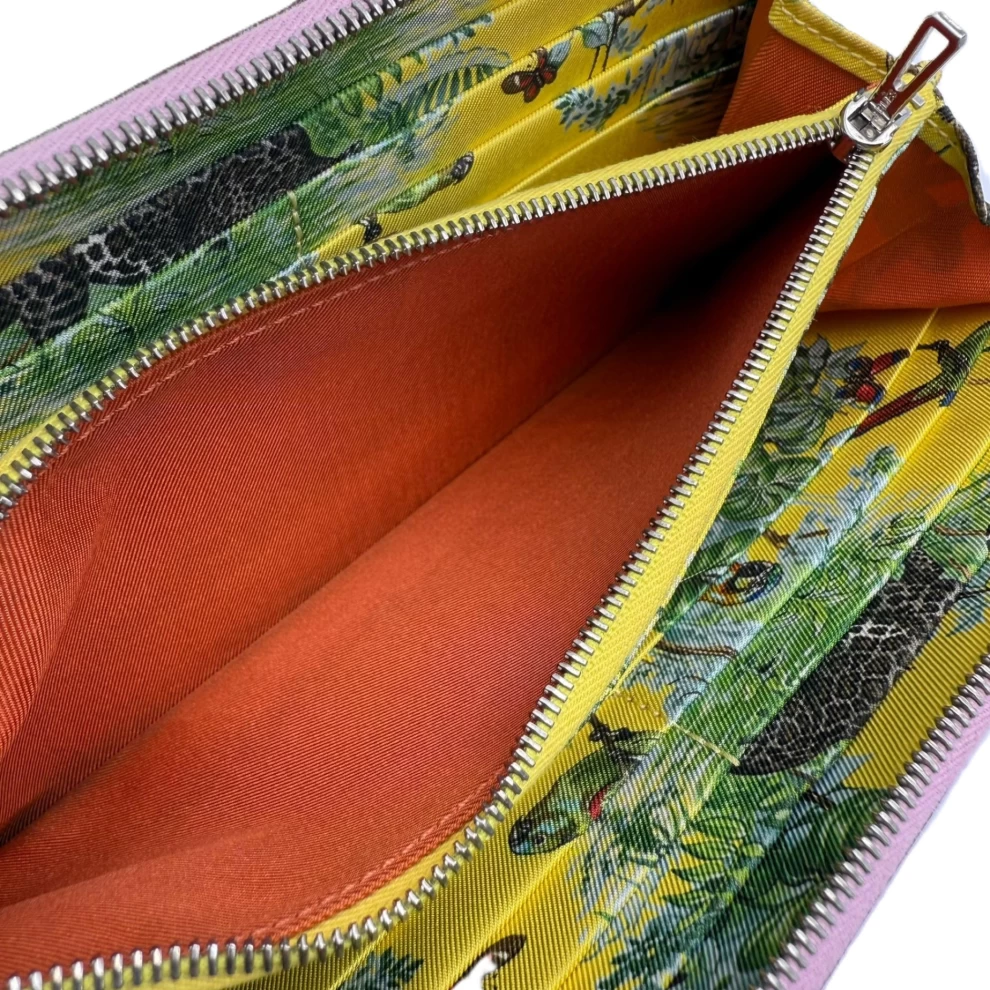     محفظة هيرمس سيلك إن أزاب الجلدية الطويلة باللون البنفسجي الفاتح والأصفر 