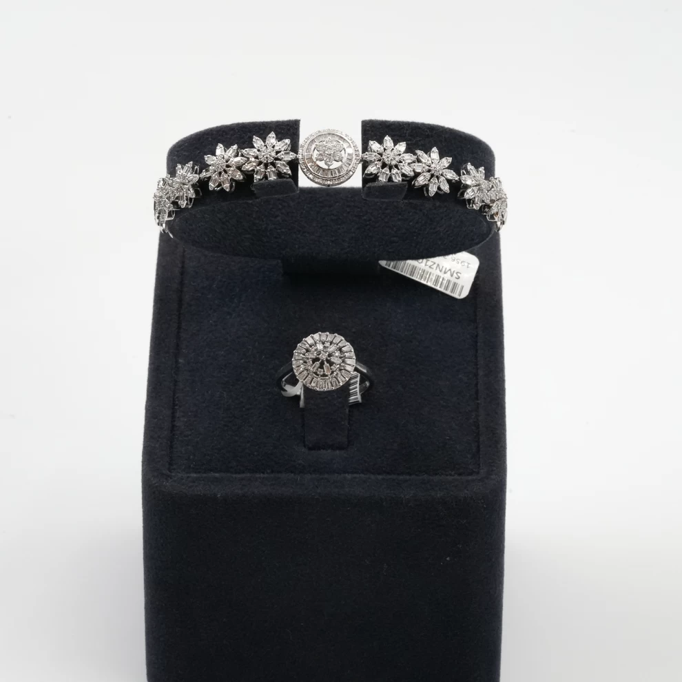 4 pc Diamond Set