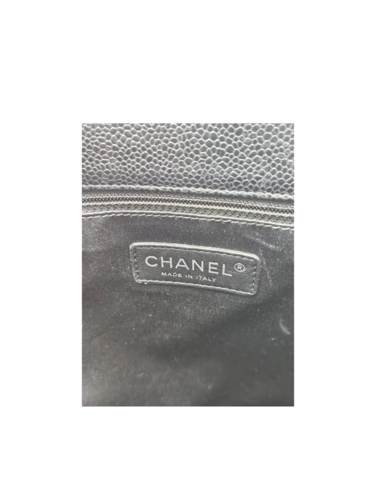     حقيبة كتف شانيل بلاك كافيار جي إس تي 