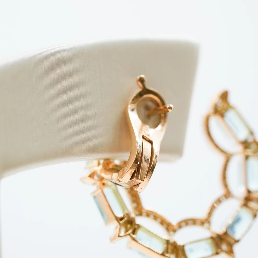     Earing and Necklace Set 