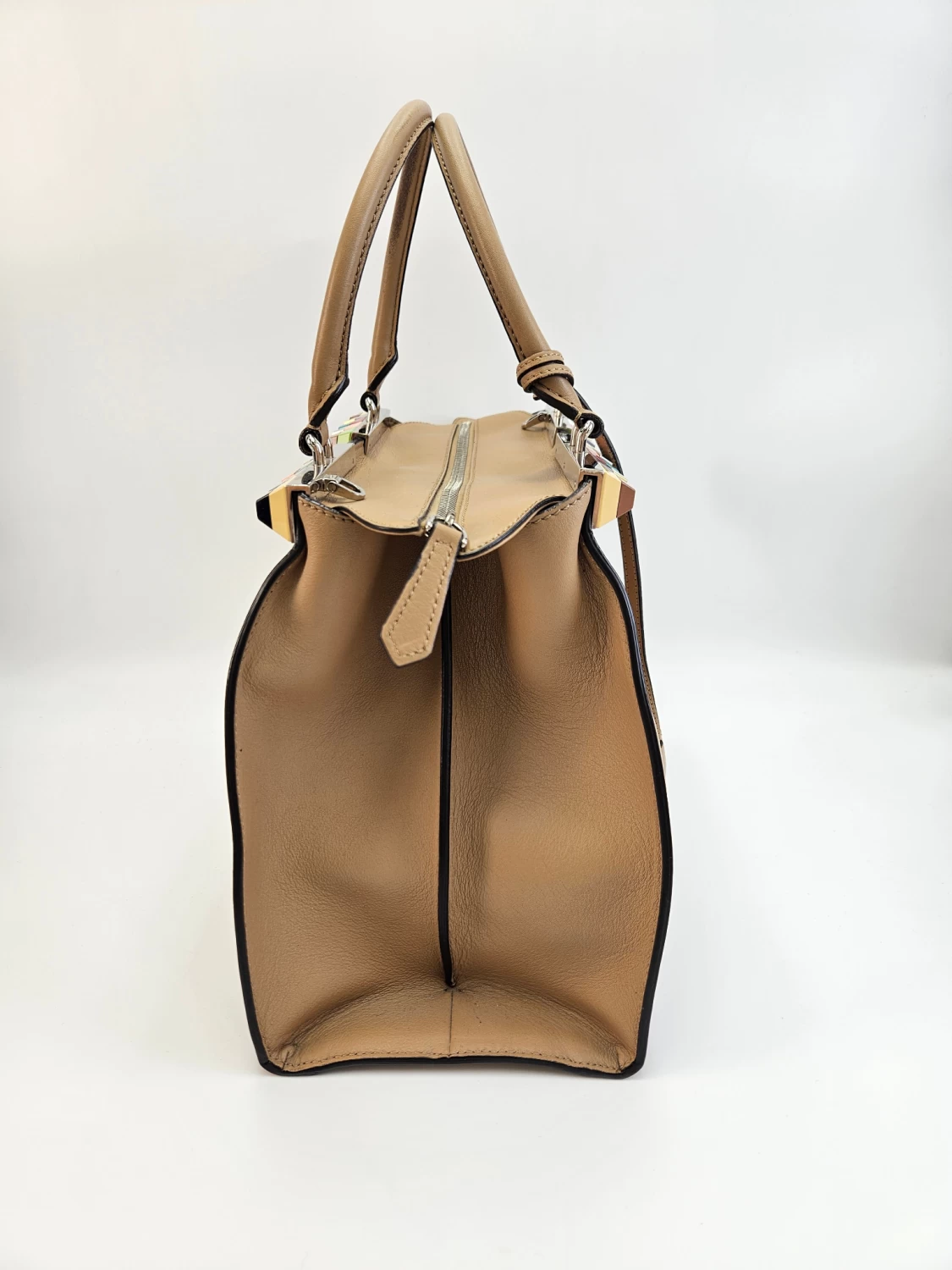     حقيبة فندي 3 جور توت جلدية 