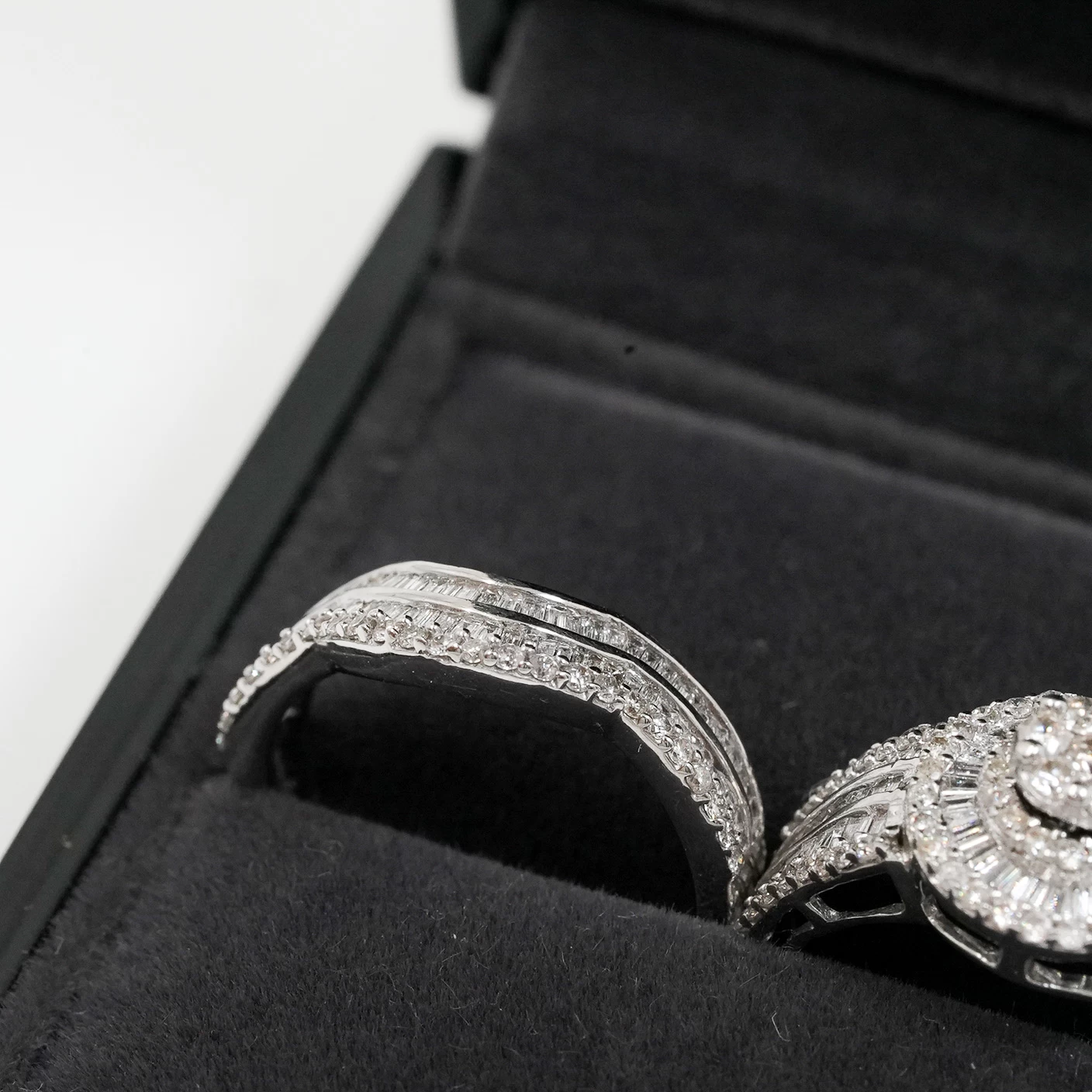 Ring Twins