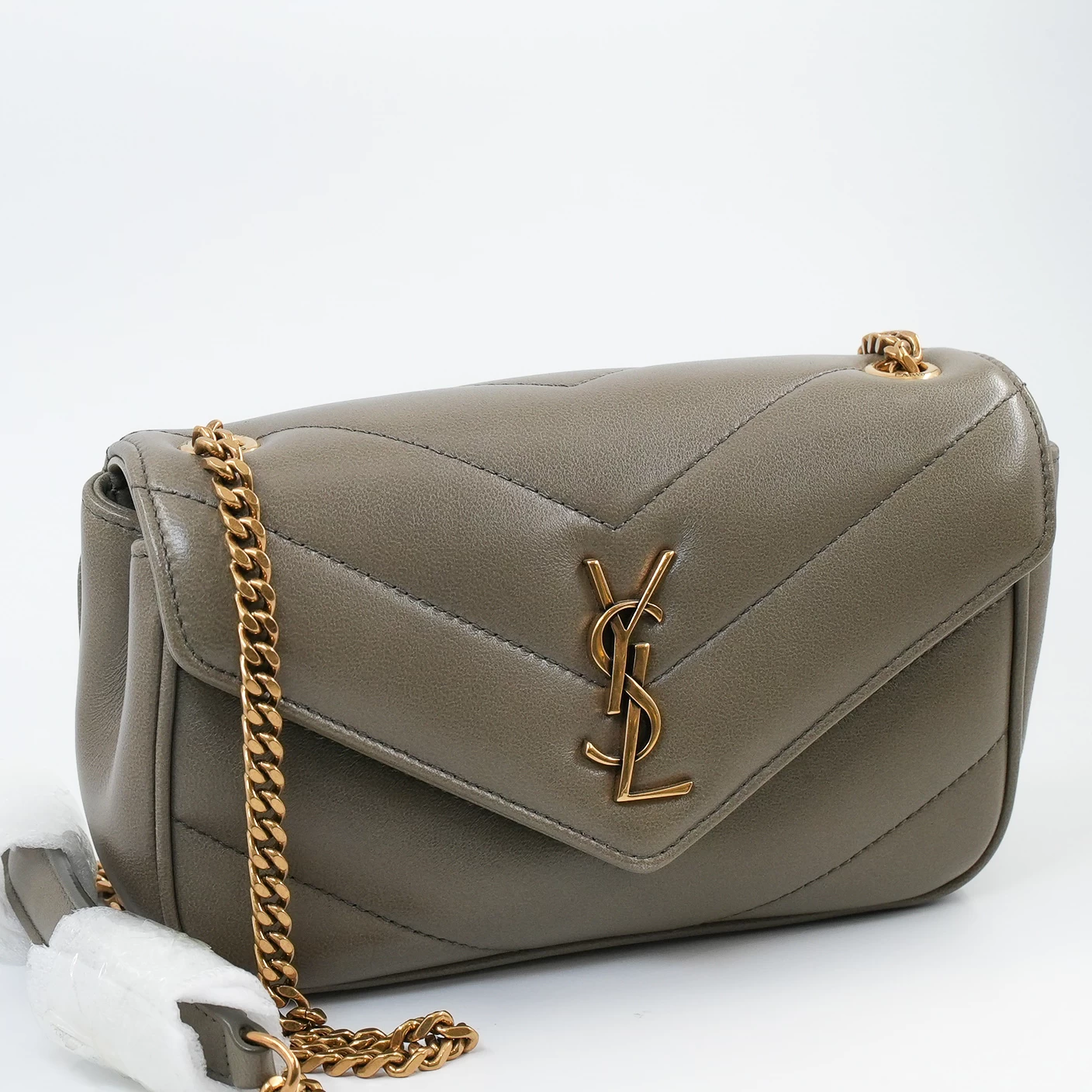 حقيبة لولو من سان لوران