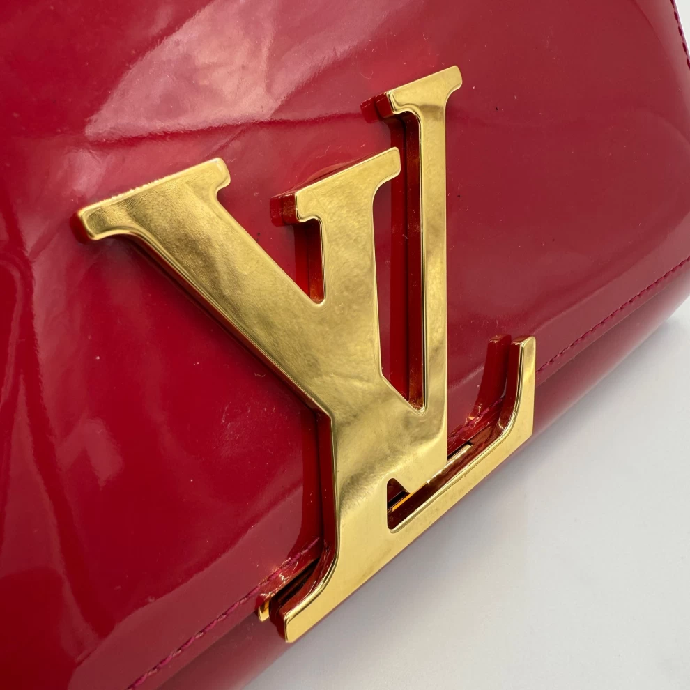     حقيبة لويس فيتون فيرنيس لويز روج غرينادين 