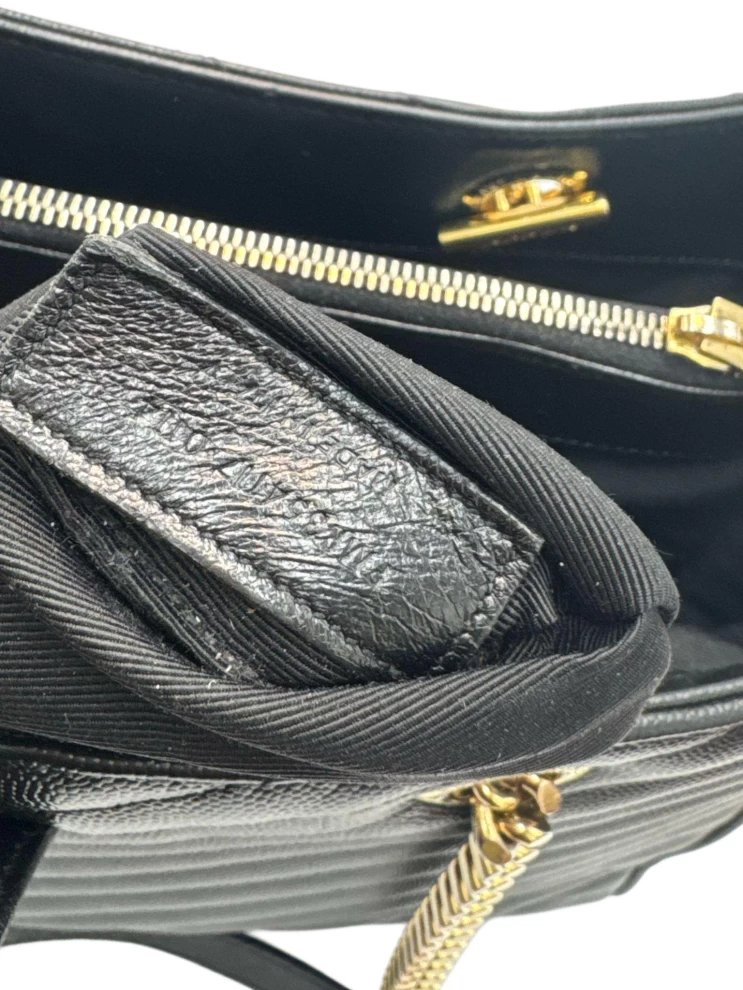     حقيبة سان لوران ماتيلاس كاساندر الجلدية 