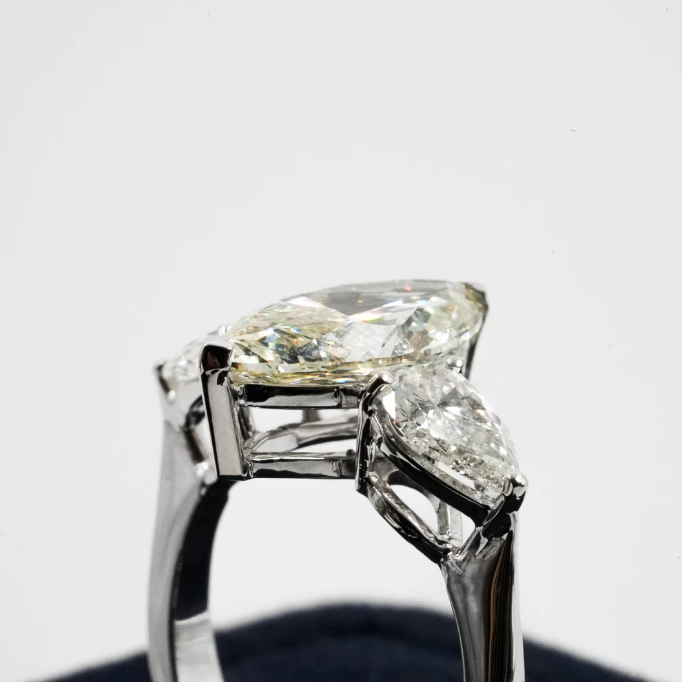     Diamond Ring - Women 