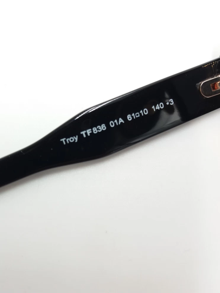     نظارة شمسية توم فورد تروي FT0836 01A 