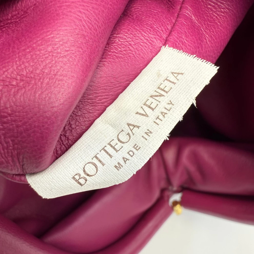     Bottega Veneta Red Mini Pouch in Intrecciato Nappa 