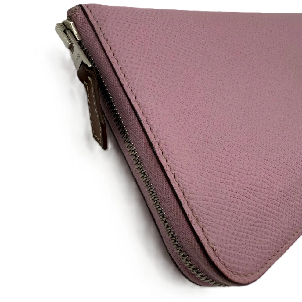     محفظة هيرمس سيلك إن أزاب الجلدية الطويلة باللون البنفسجي الفاتح والأصفر 