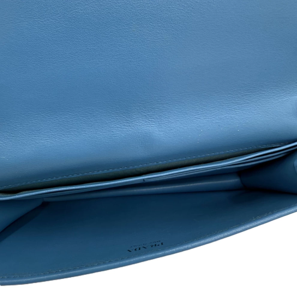     حقيبة كتف برادا دياجرام الزرقاء 