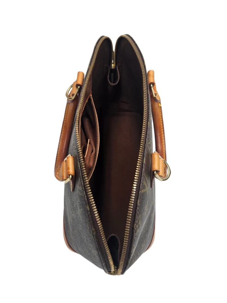     حقيبة لويس فيتون مونوغرام كانفاس ألما بي إم 