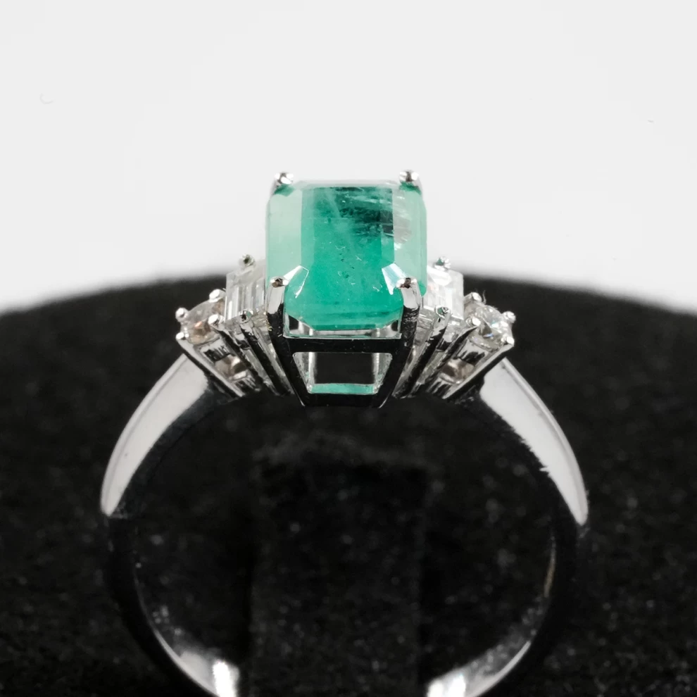Diamond Ring - Women