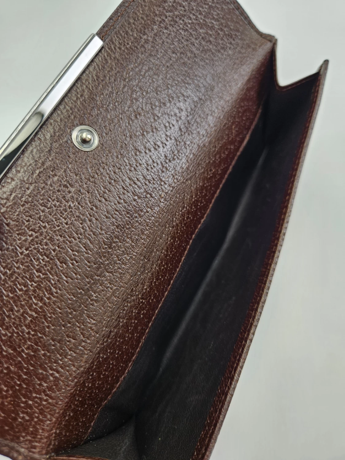     Gucci Engraved Metal Plate Clutch Wallet 