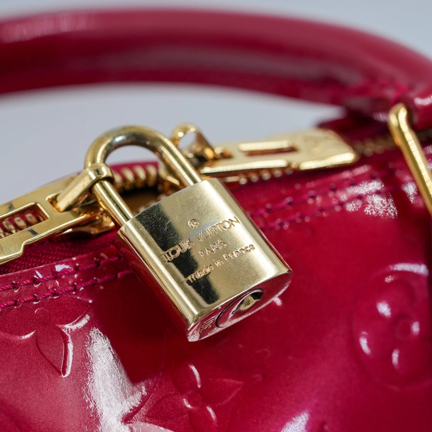 Louis Vuitton Alma bag - Red