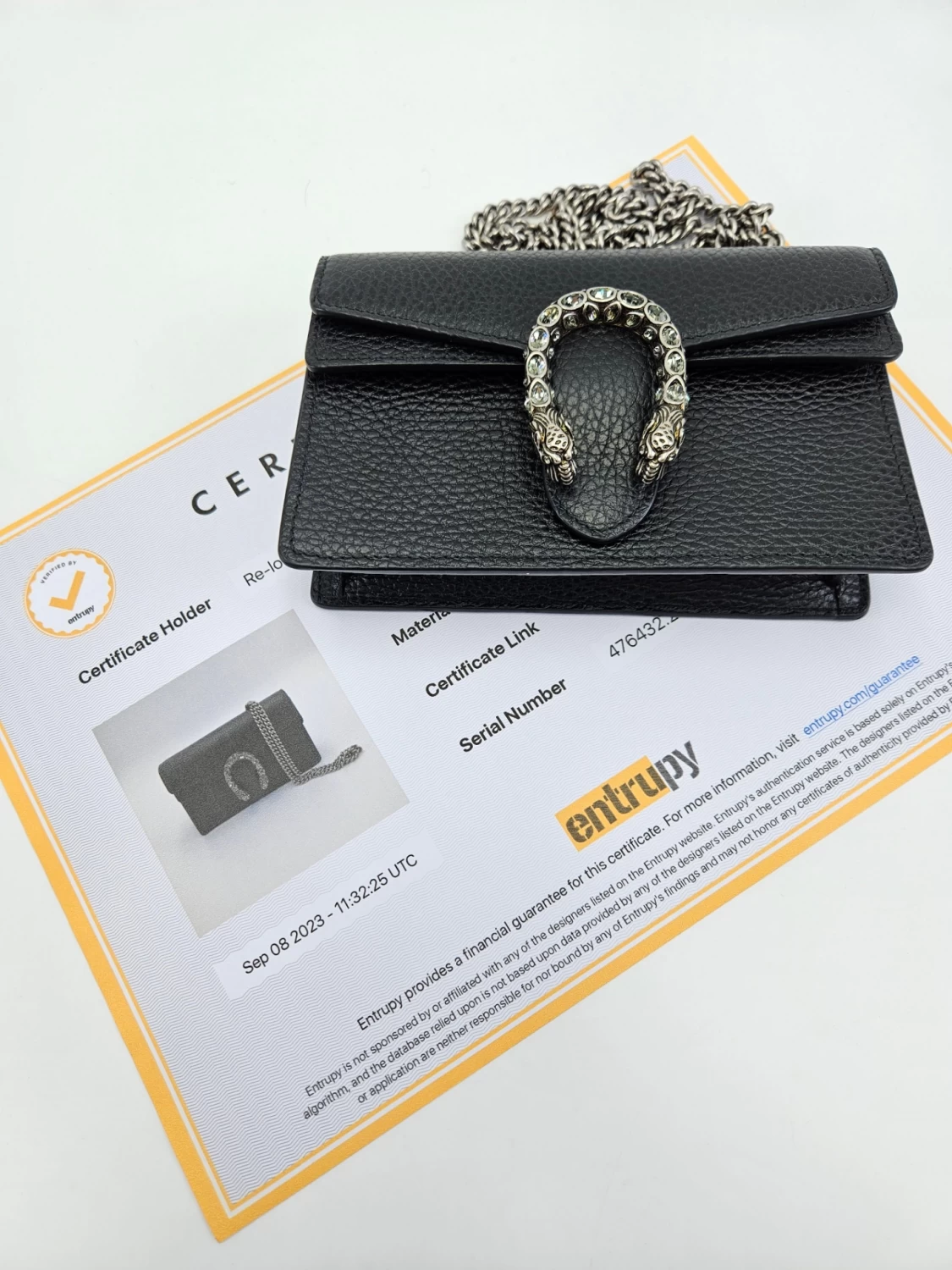     حقيبة غوتشي سوبر ميني ديونيسوس بسلسلة 