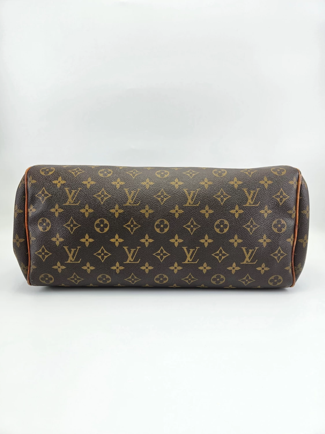     حقيبة لويس فويتون مونوغرام قماش Montorgueil GM 