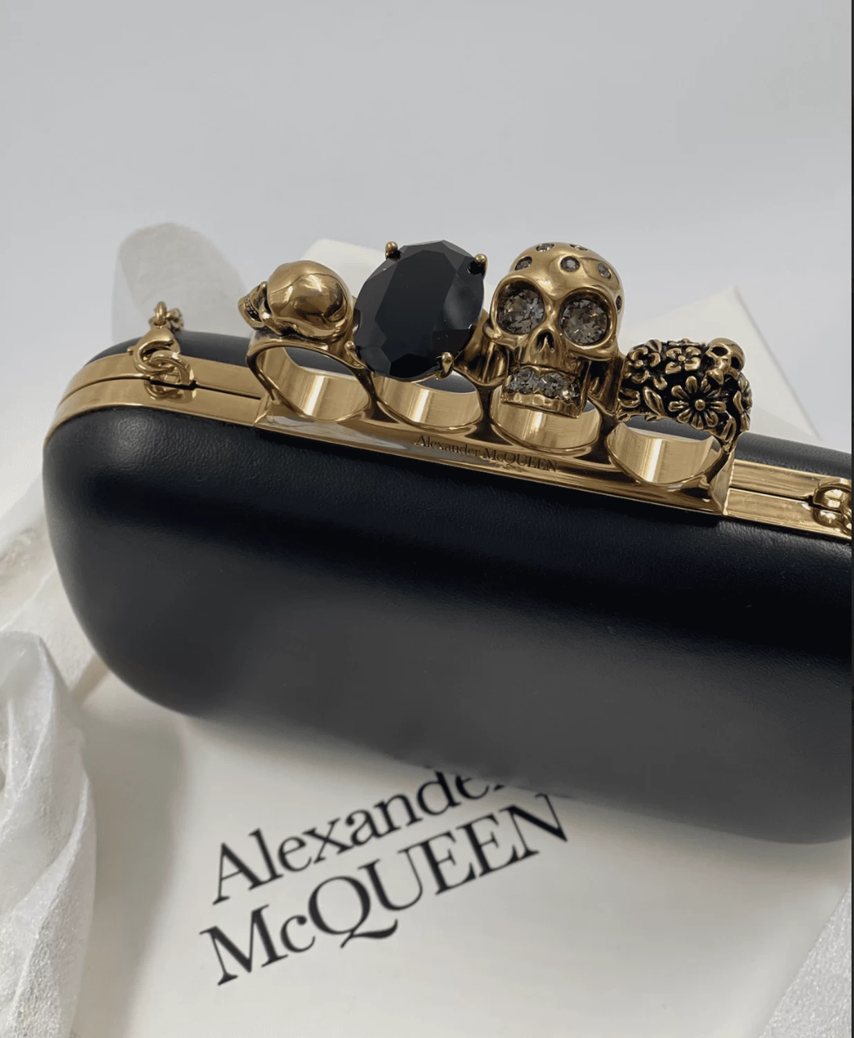 Alexander McQueen - Skull Four-Ring Clutch in Leather