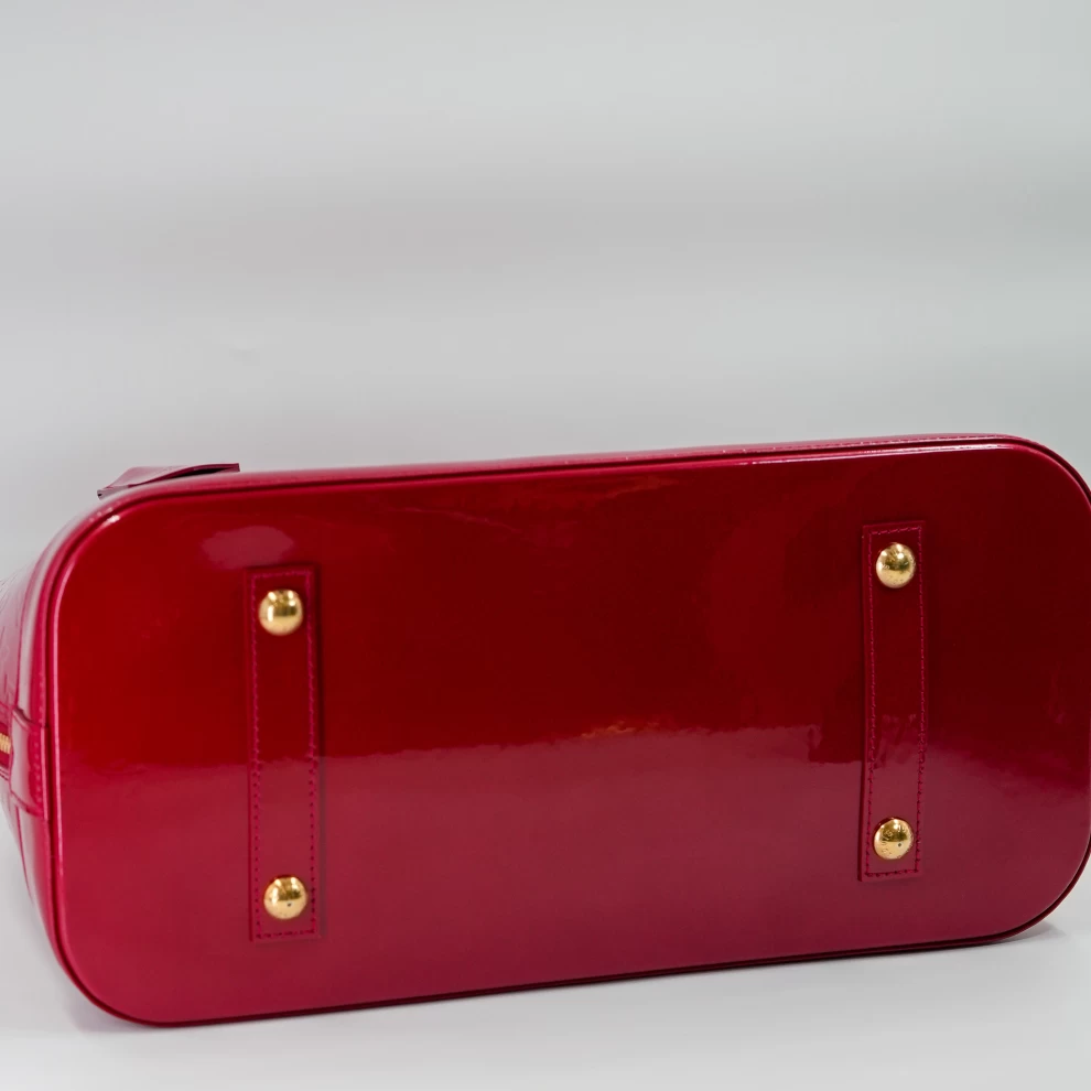     Louis Vuitton Alma bag - Red 