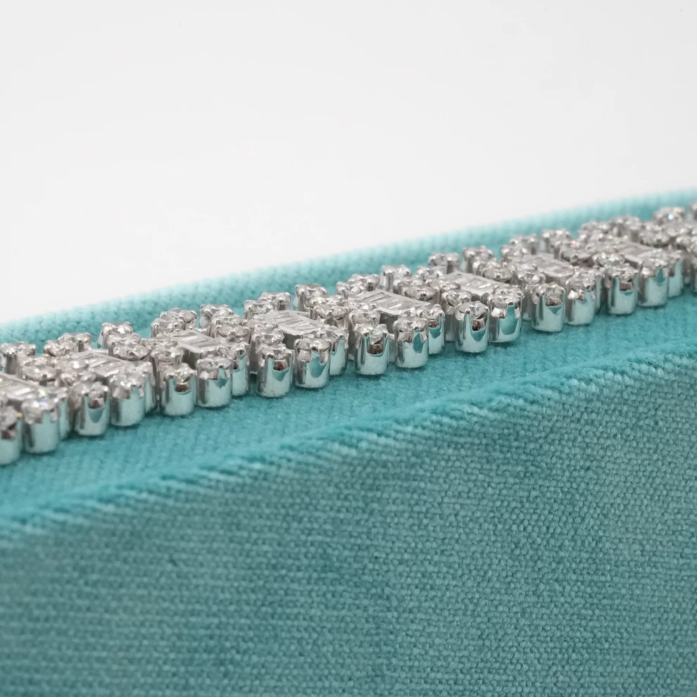     Diamond Bracelet - White Gold 