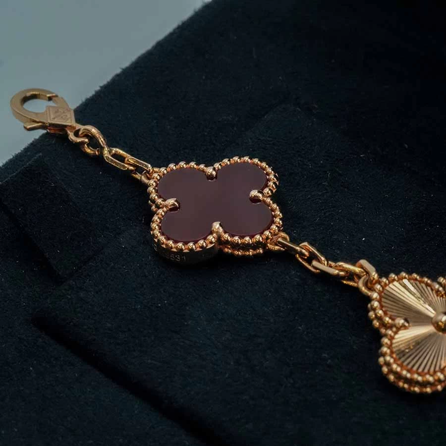     Van Cleef & Arpels Vintage Alhambra 5 Motifs Bracelet 