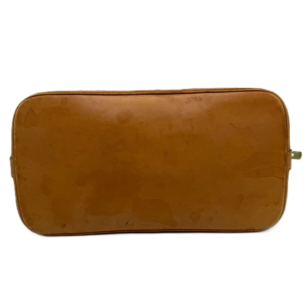     حقيبة لويس فيتون مونوغرام ألما بي إم 