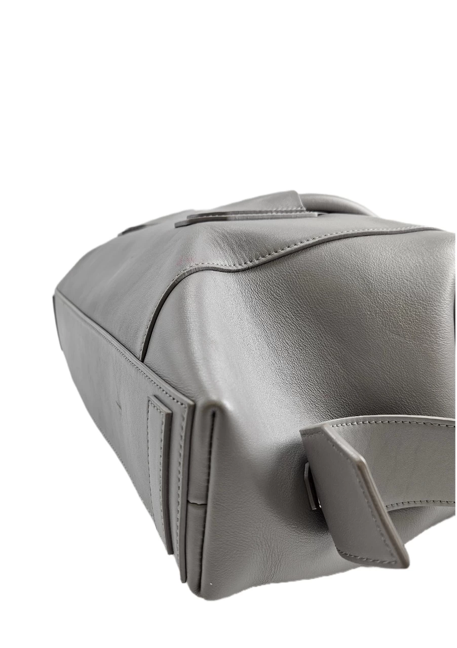     حقيبة دافل من جيفنشي أنتيغونا لوك 