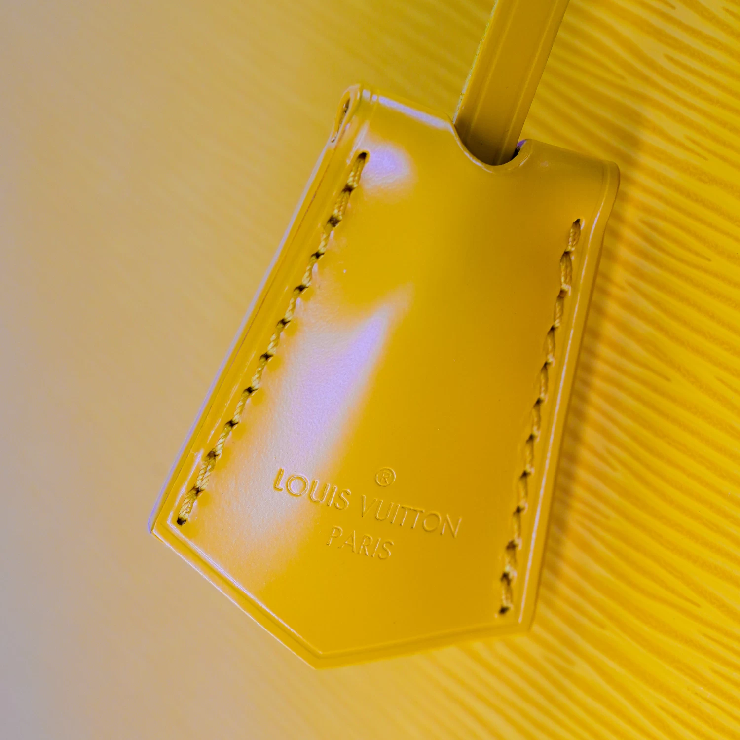 Louis Vuitton Alma bag - Yellow