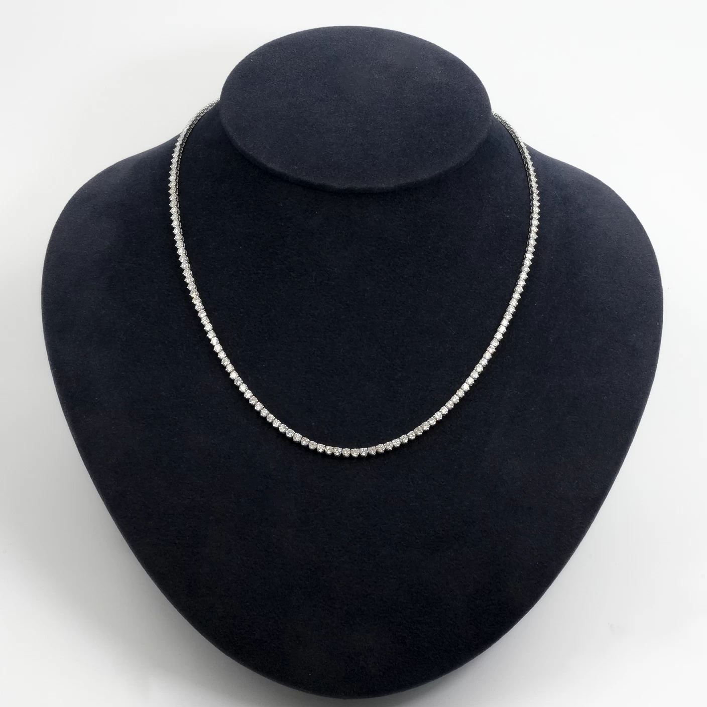     Diamond Necklace for Women 